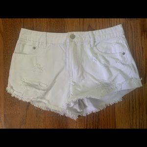 FOREVER 21 WHITE JEAN SHORTS